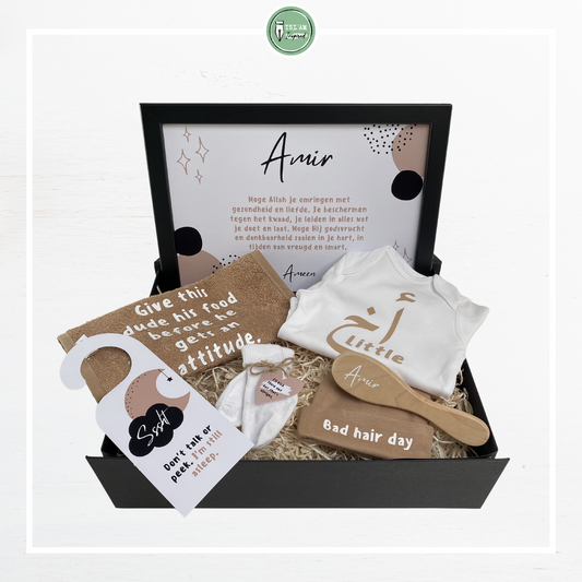 XL giftbox voor een pasgeboren jongen 'little akh'