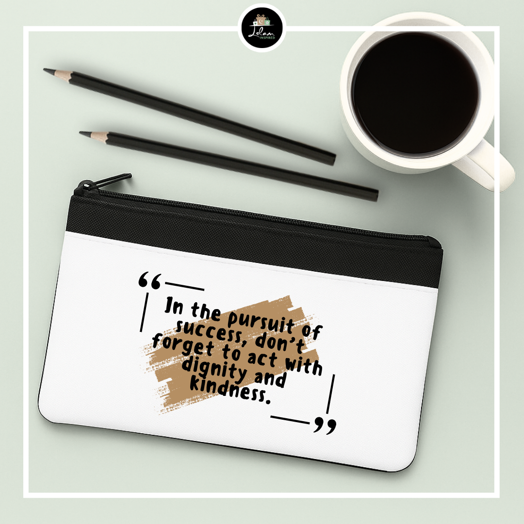 Pencil case 'Path to knowledge'