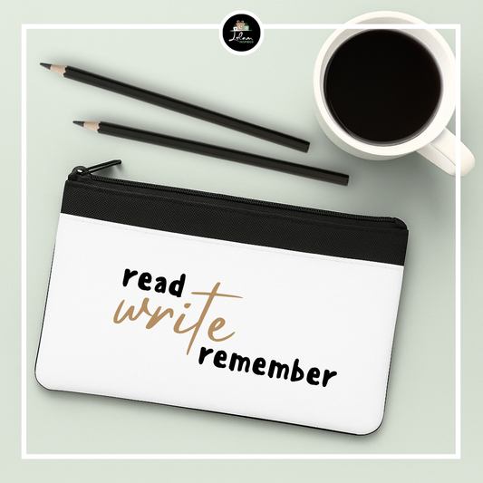 Etui 'Read, write, remember'