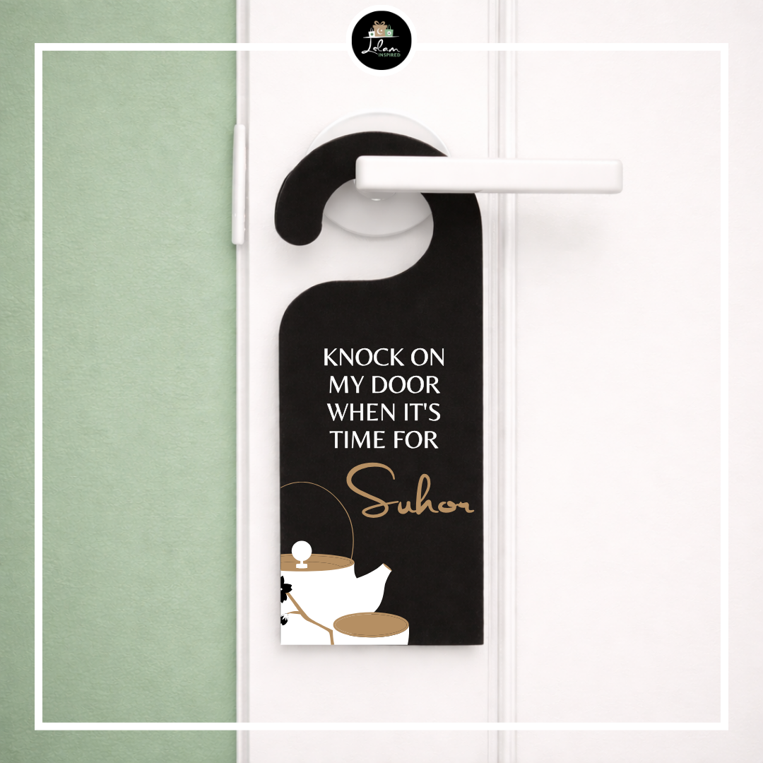 Door hanger 'Don't talk or peek'