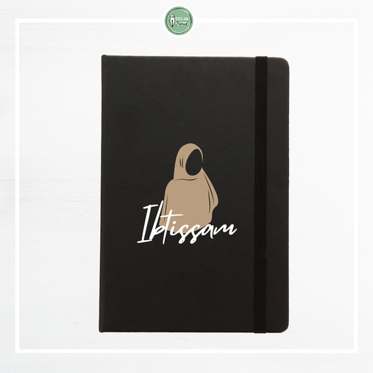 Gepersonaliseerd notitieboek met hijab illustratie