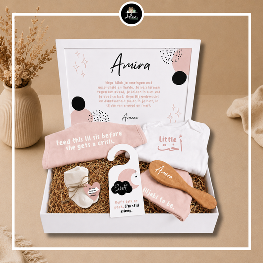 Giftbox voor een pasgeboren meisje 'little ukht'