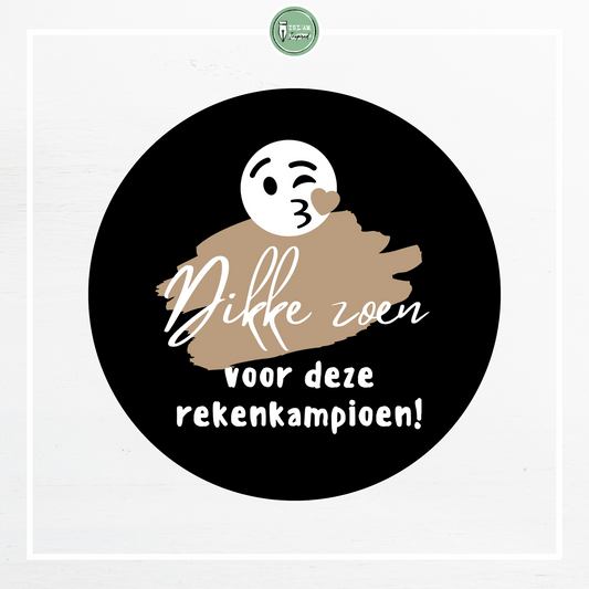 28 identieke stickers 'Dikke zoen voor deze rekenkampioen!'